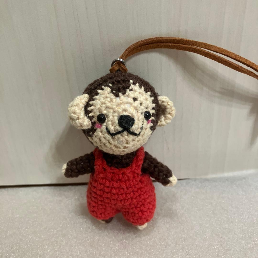 ハンドメイド　ポーチ　紐付き編みぐるみ　おさるさん