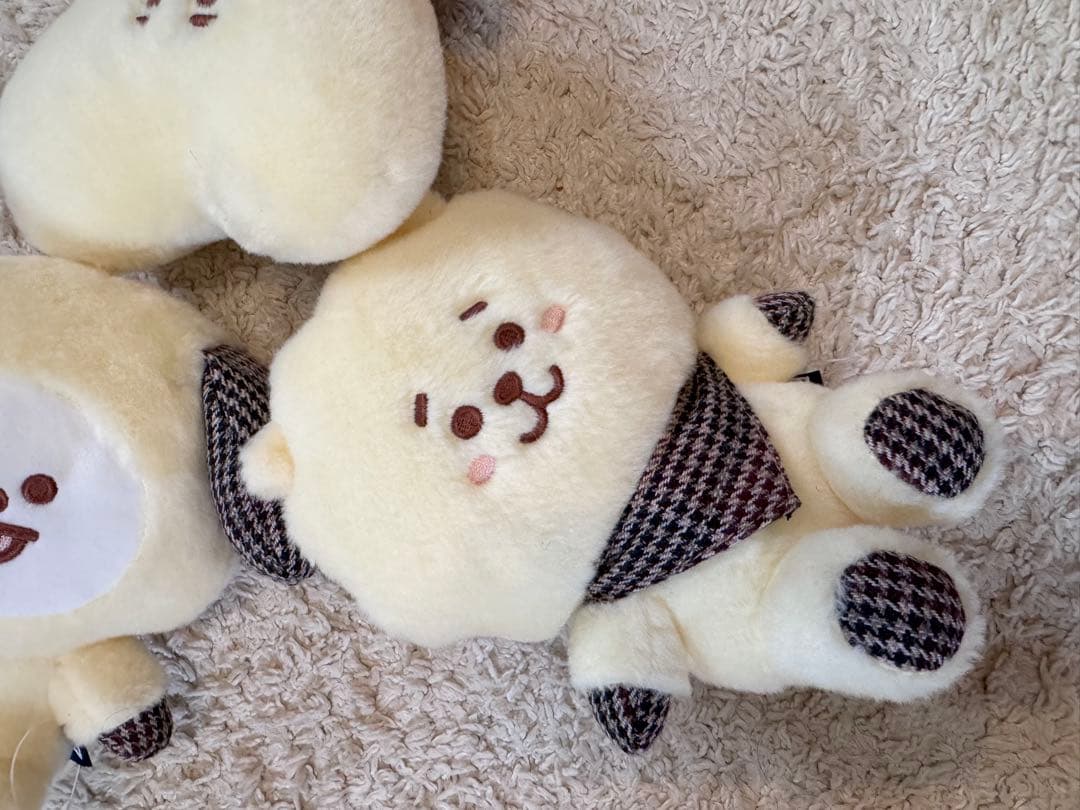 BTS ぬいぐるみ　グレンチェック　テテ　ジミン　ジン　RJ TATA チミー