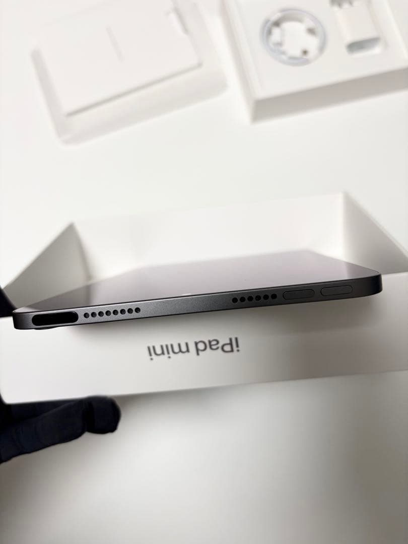 iPad mini 第6世代 Wi-Fiモデル スペースグレイ 256GB