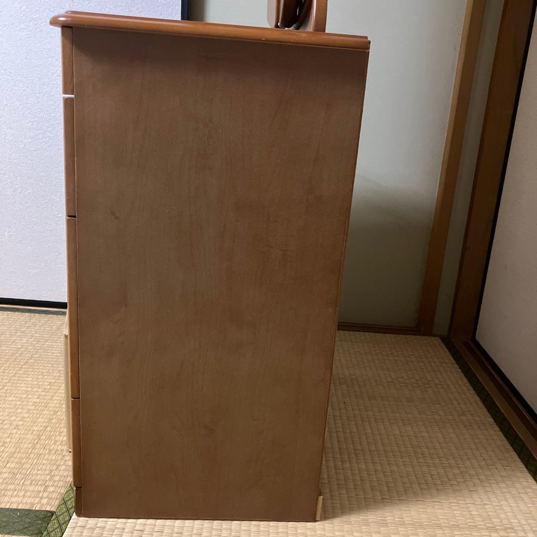 3/6最終出品。三面鏡ドレッサー　鏡台　木製　コンセント付