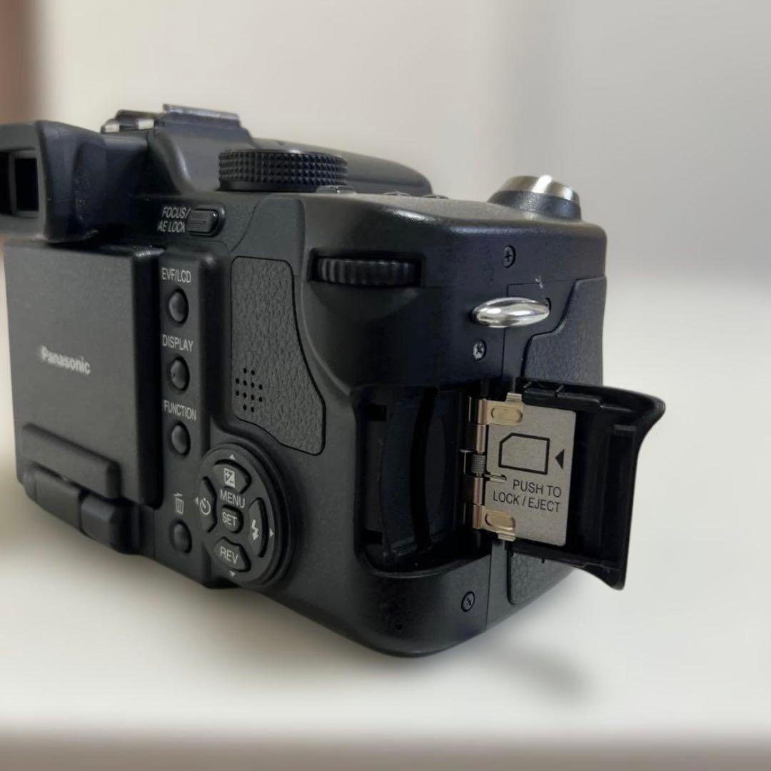 Panasonic LUMIX DMC-FZ50 コンパクトデジタルカメラ