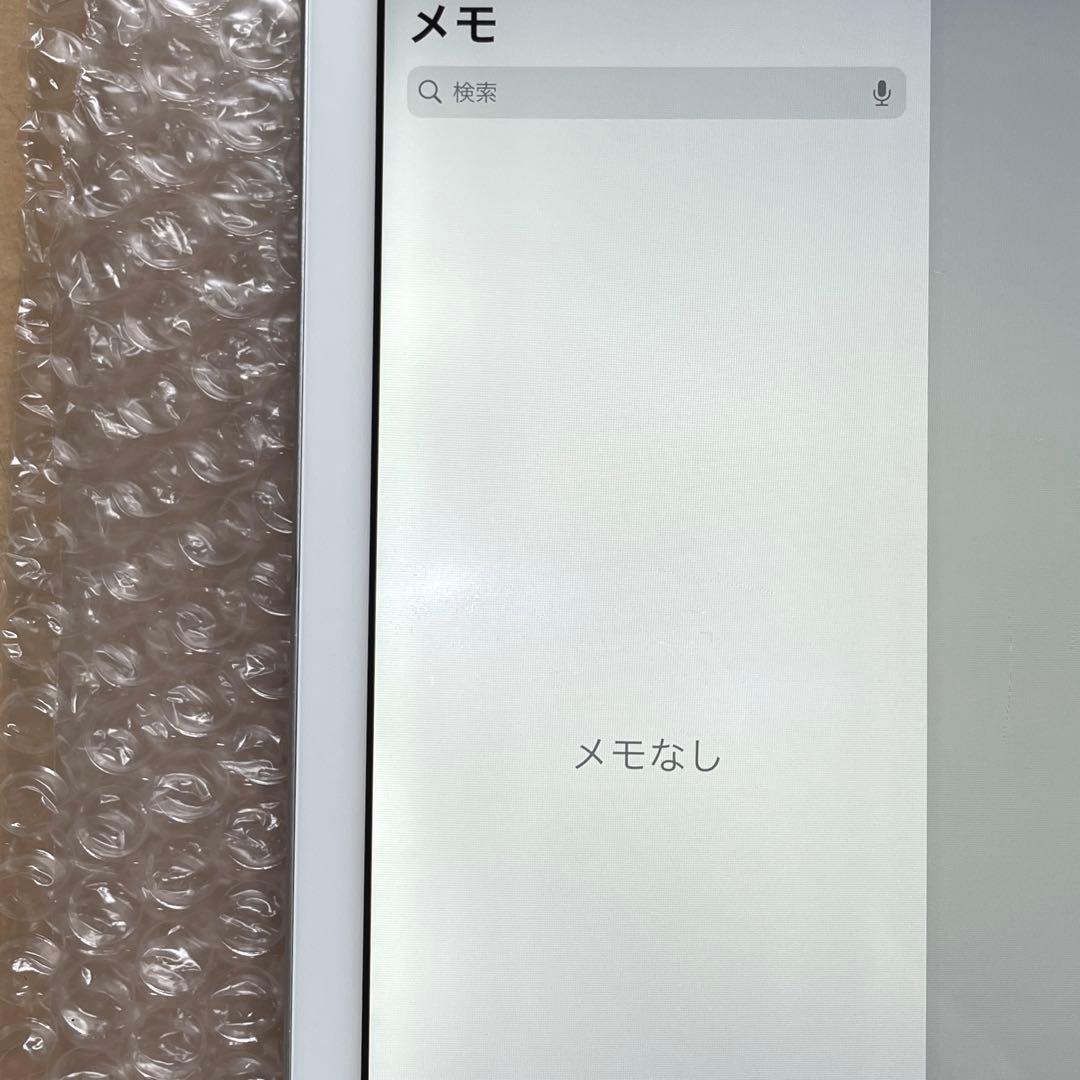 iPad 第6世代　A1893　Wi-Fiモデル　シルバー　32GB #1