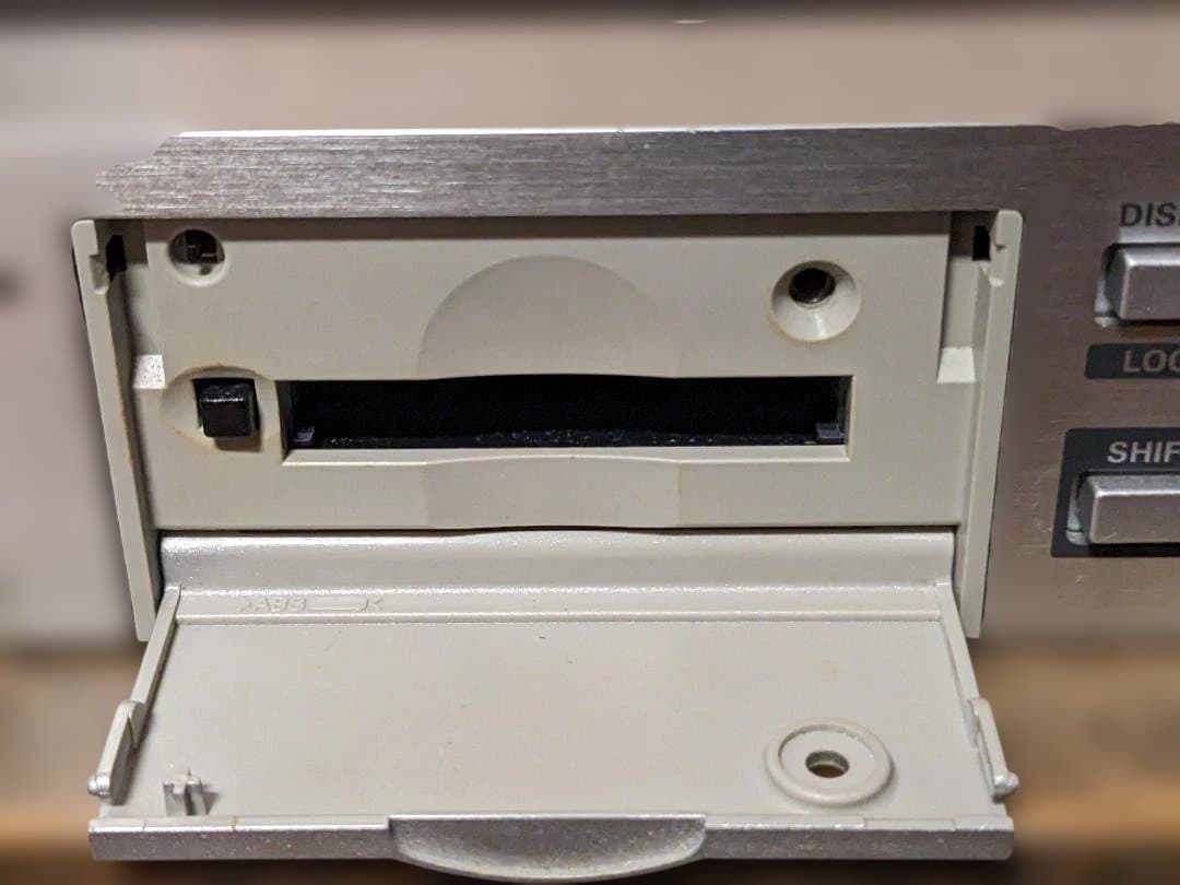 marantz プロ用ステレオレコーダー　PMD570