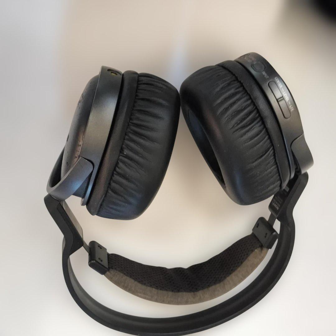 SONY MDR-DS7500ワイヤレスヘッドフォン　新品イヤーパッド　おまけ