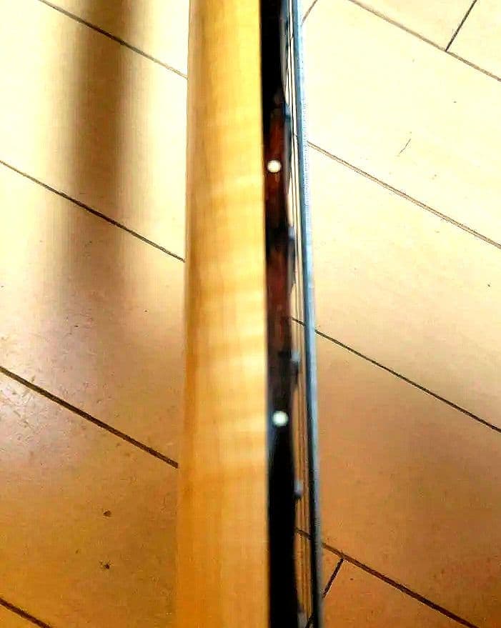 B.C.RICH Rロゴ レッド エレキギター　モッキンバード