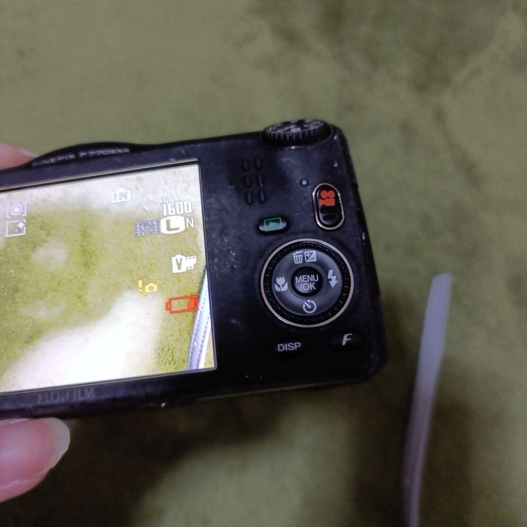 Fujifilm FinePix F720EXR コンパクトデジタルカメラ