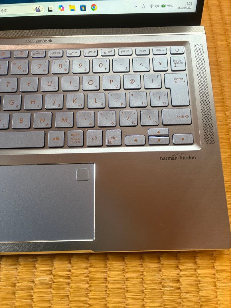 asus ZenBook UM431D Ryzen7 Office付