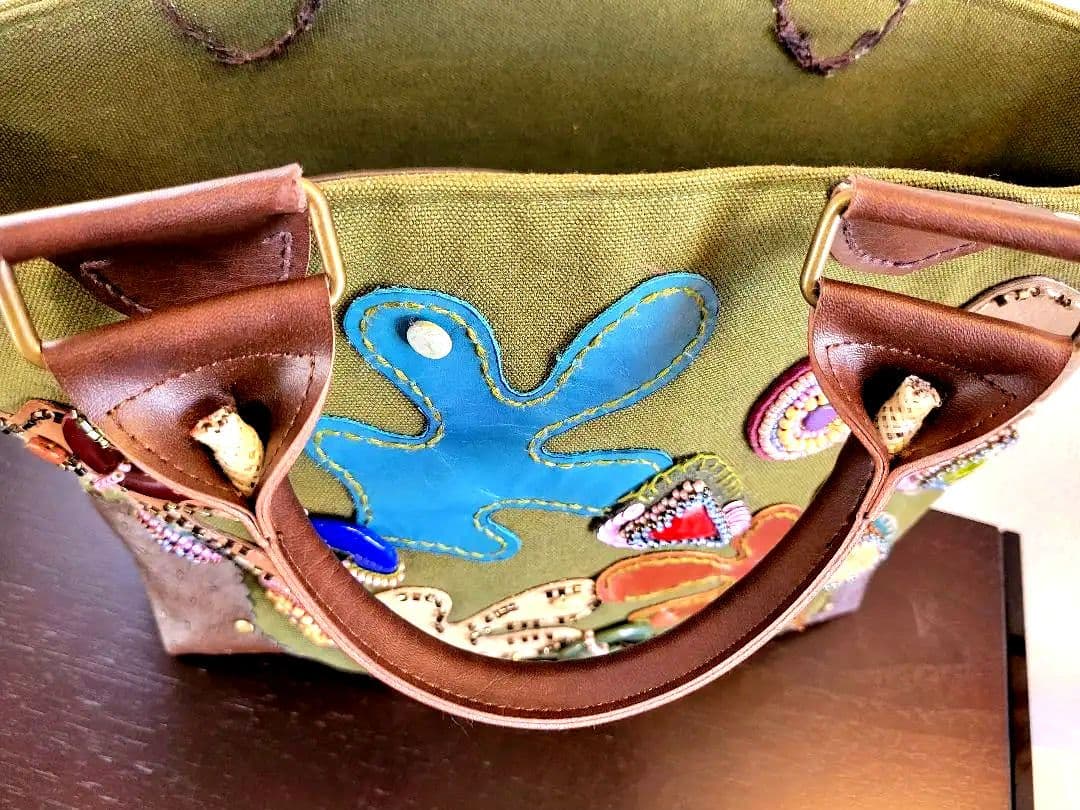 オリーブグリーン☆ハンドメイド★ビーズトートバッグ