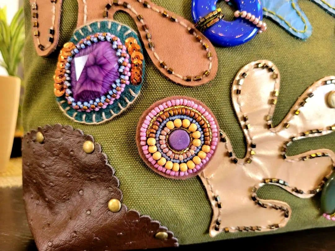 オリーブグリーン☆ハンドメイド★ビーズトートバッグ