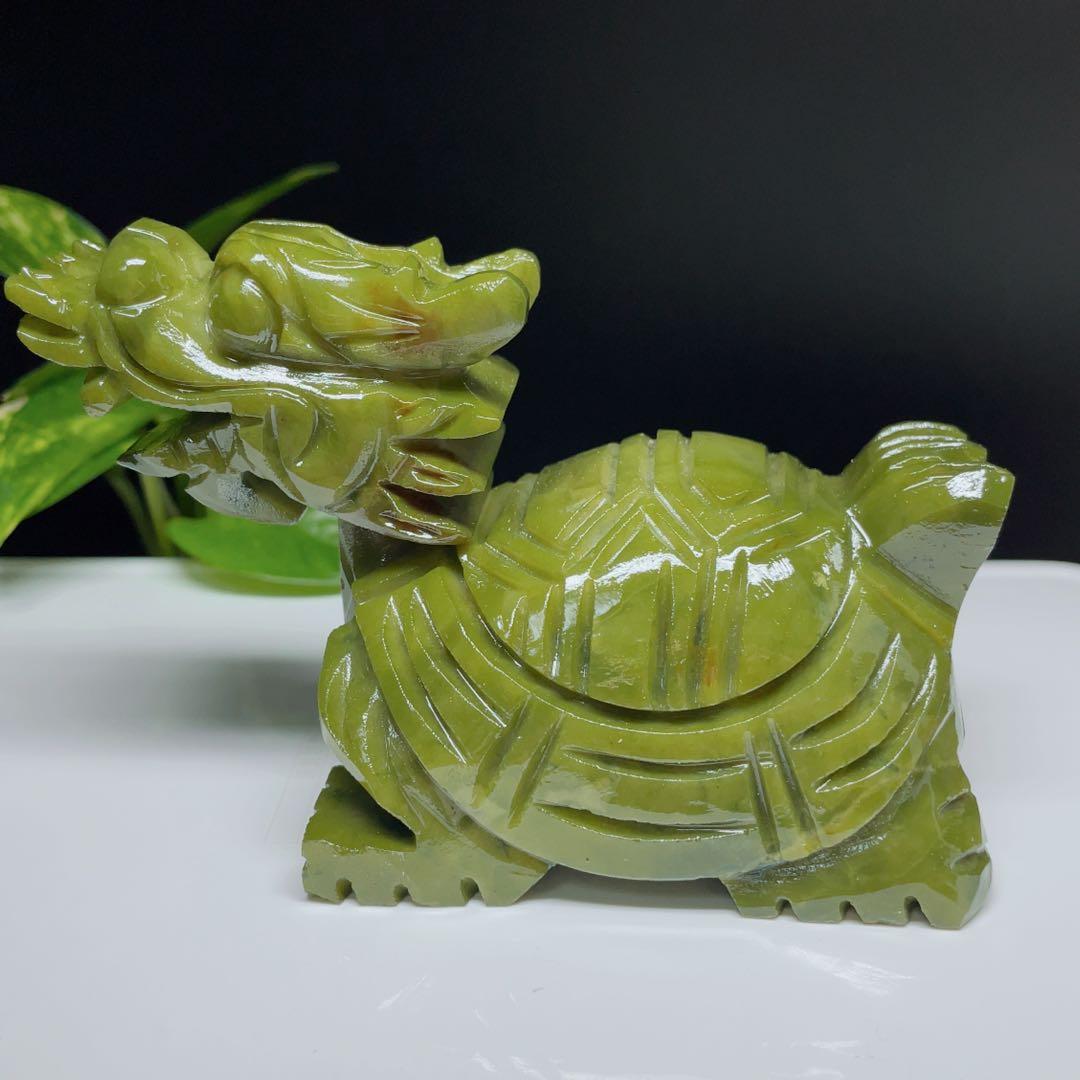 【超美品】　天然石　パワーストーン　龍亀　彫り置物　アベンチュリ　2