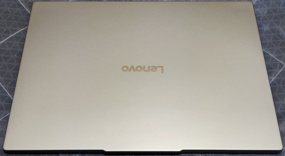 ラスト[美品]Lenovo IdeaPad Slim 5 Gen 10