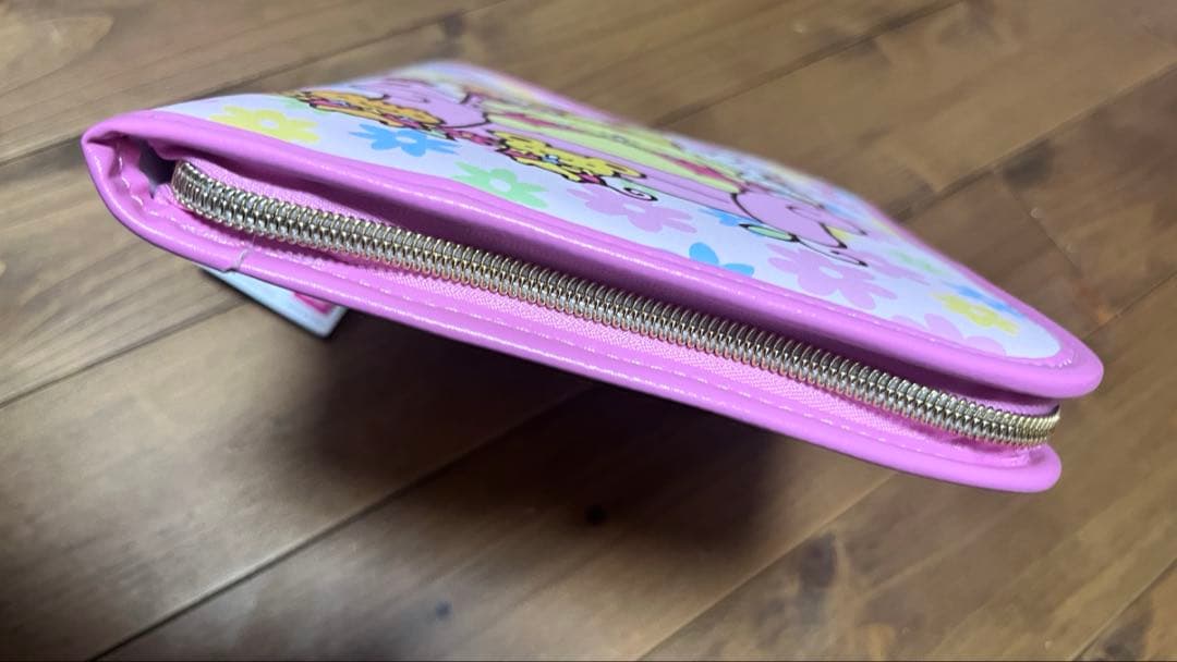 しまむら　ポムポムプリン　30th マルチケース　王冠チャーム　ポーチ