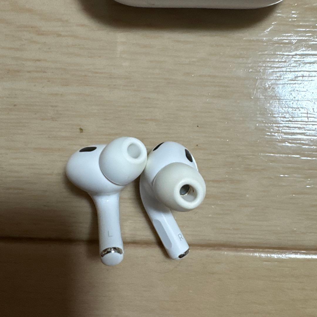 AirPods Pro 第2世代　中古品