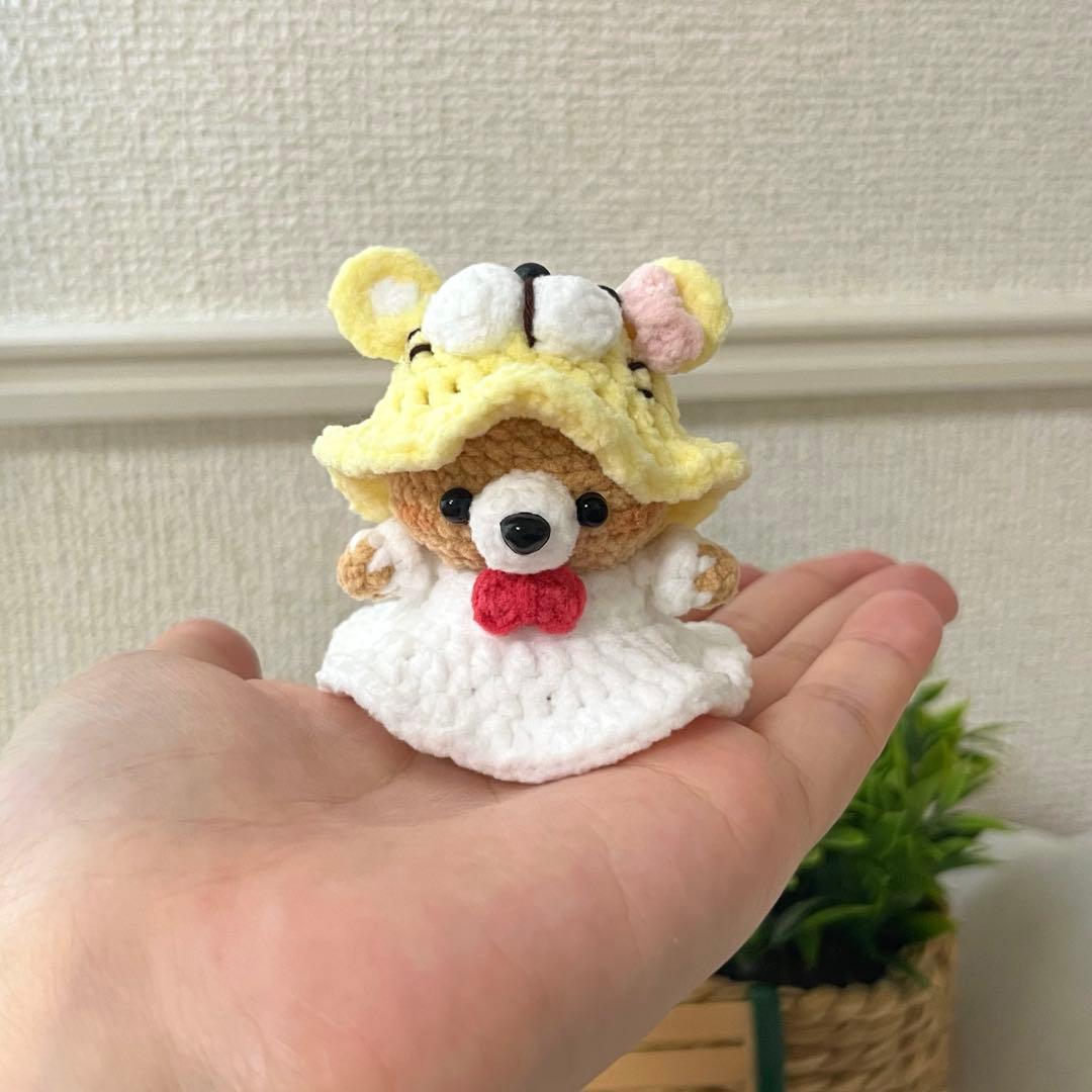 Eアカウント あみぐるみ　ぬいぐるみ　編み物　 　あひる