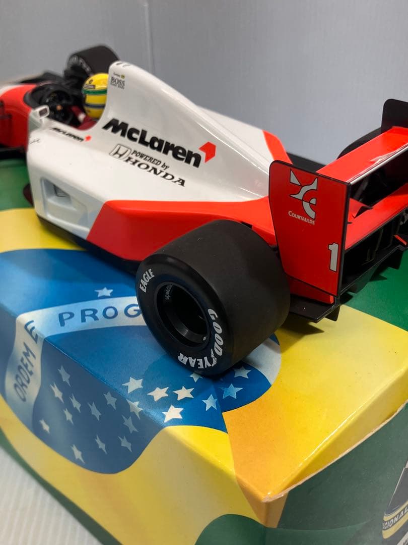 【激レア】1:18ミニチャンプス マクラーレンホンダ MP4/7 A.セナ #1