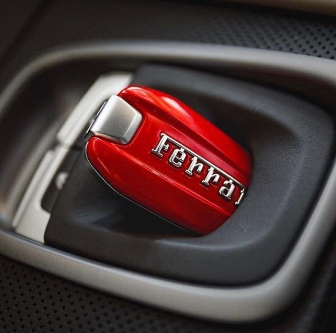 Ferrari 488 GTB Ferrari スマートキーシェル 1/18