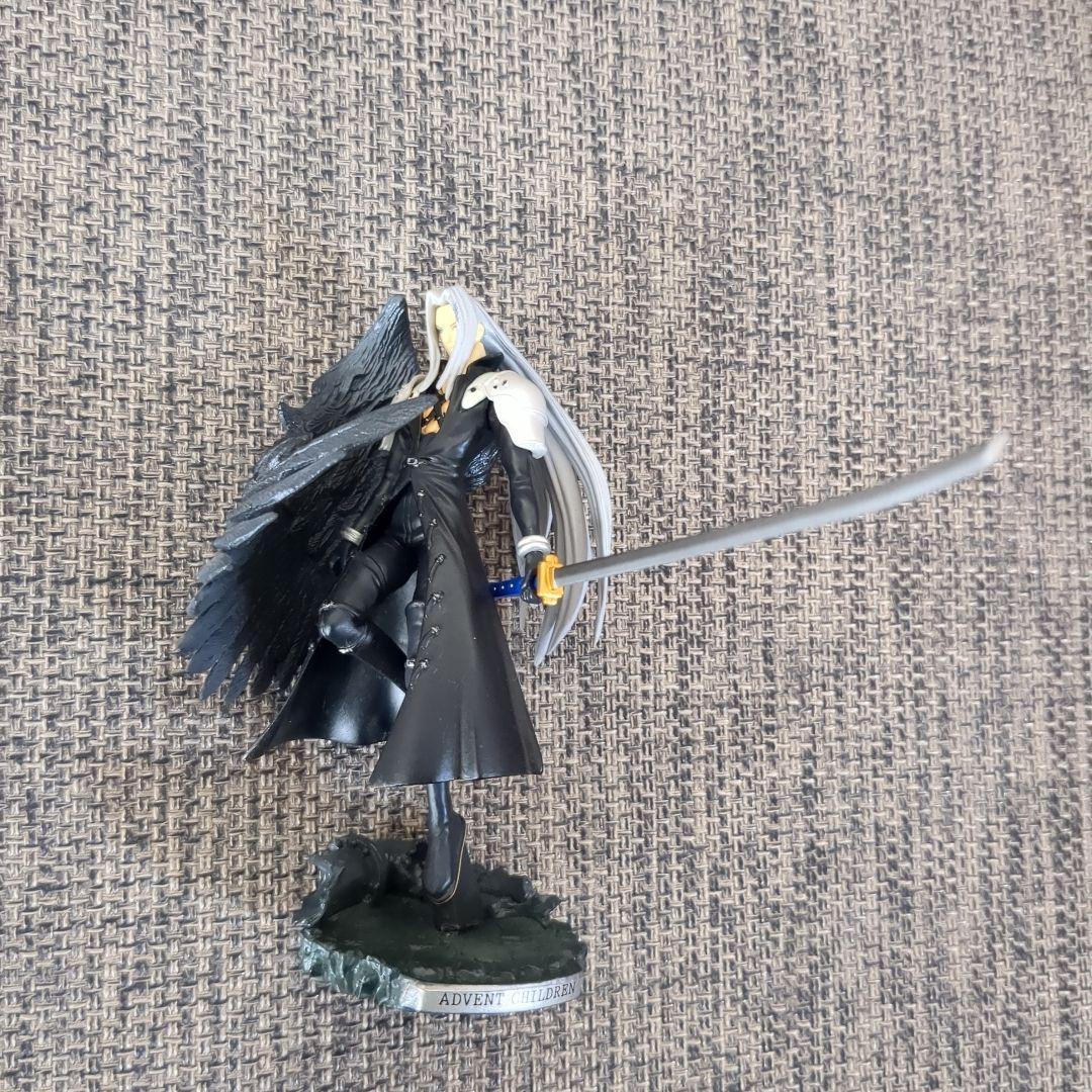 ファイナルファンタジー7 10th ANNIVERSARYフィギュア全8種コンプ