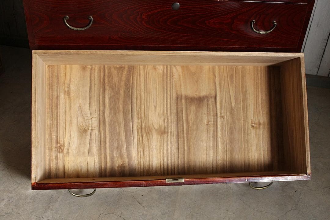 綺麗な前欅の箪笥3段　引き出し　タンス　収納　古家具　古民家　時代家具