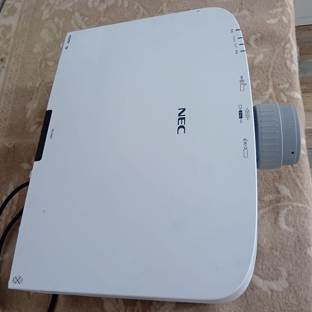 NEC プロジェクター NP-PA500UJL　※リモコンなし