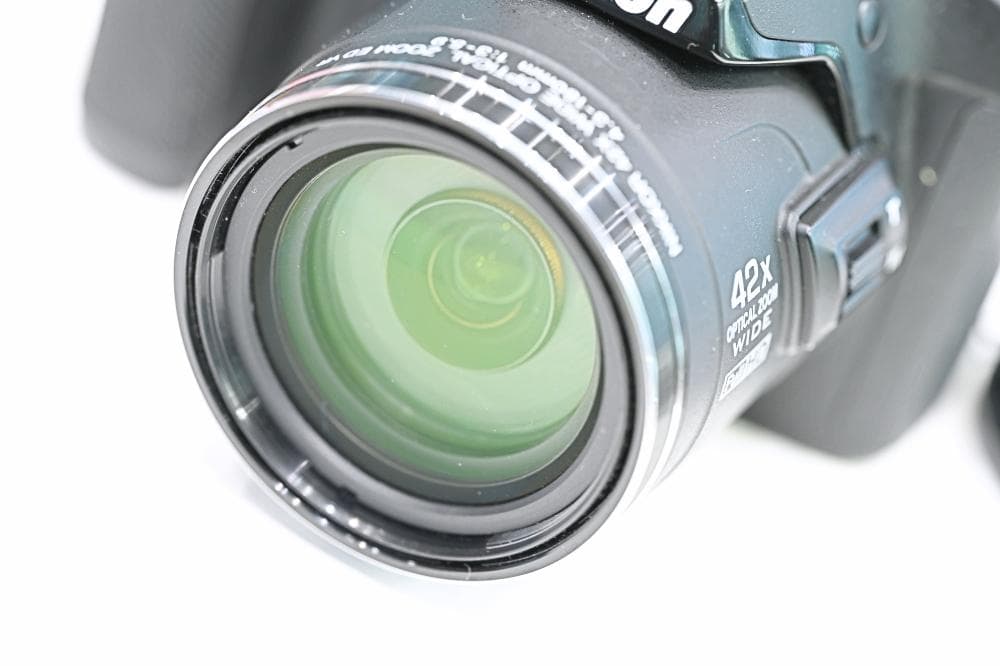 Nikon Coolpix P510　コンデジ　ネオ一眼 42x