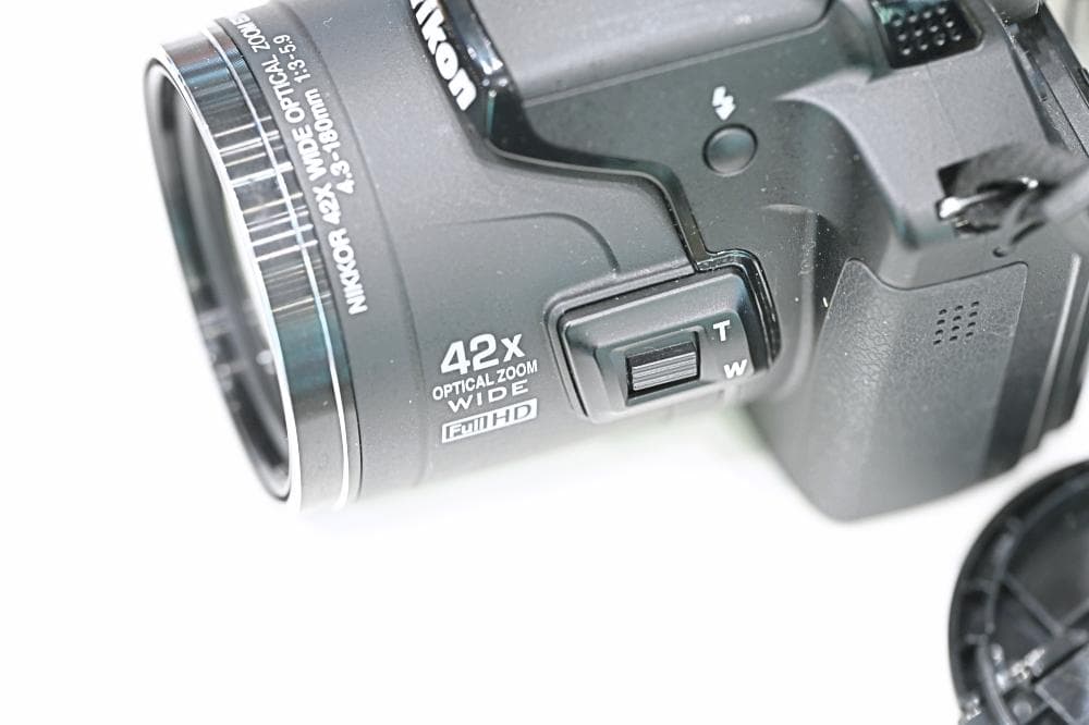 Nikon Coolpix P510　コンデジ　ネオ一眼 42x