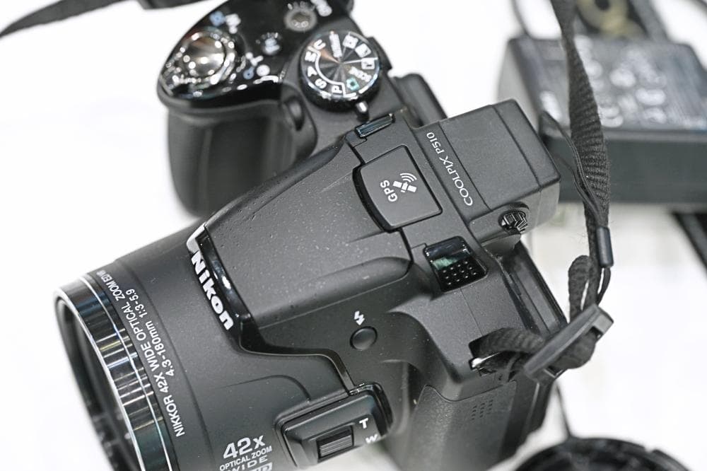 Nikon Coolpix P510　コンデジ　ネオ一眼 42x