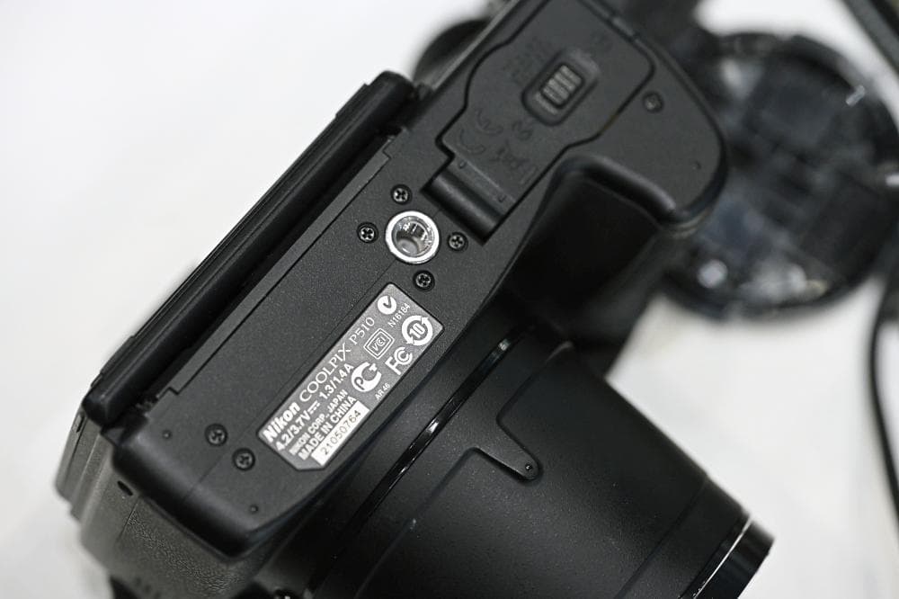 Nikon Coolpix P510　コンデジ　ネオ一眼 42x