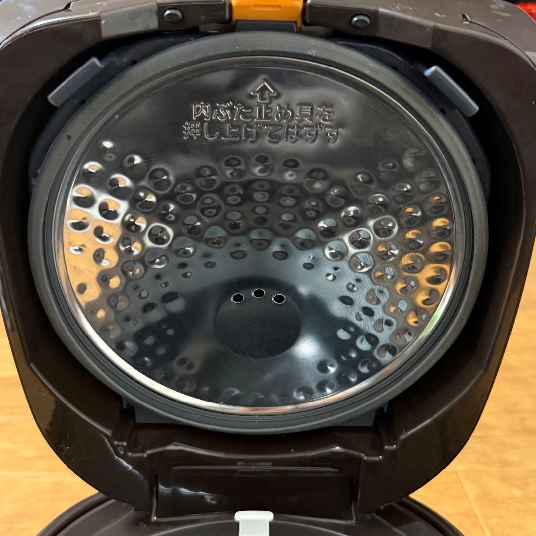 炊飯器　ZOJIRUSHI NW-VC10 2024