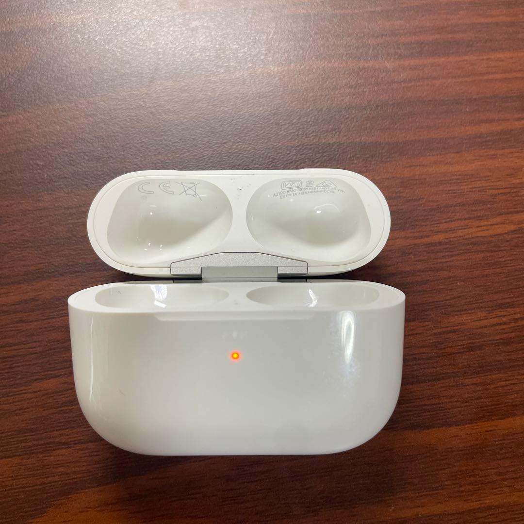 Apple AirPods Pro第一世代ワイヤレス充電ケース