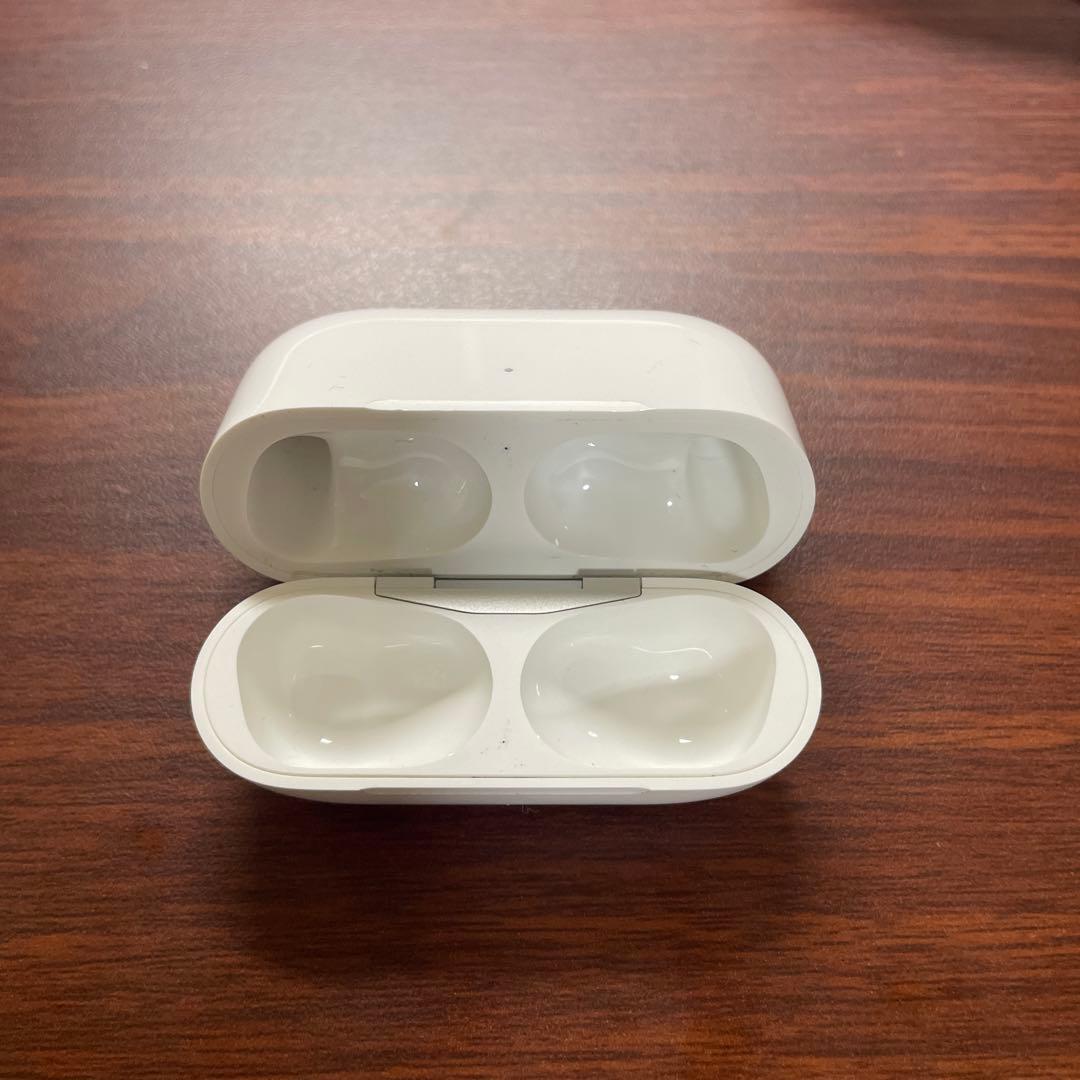 Apple AirPods Pro第一世代ワイヤレス充電ケース