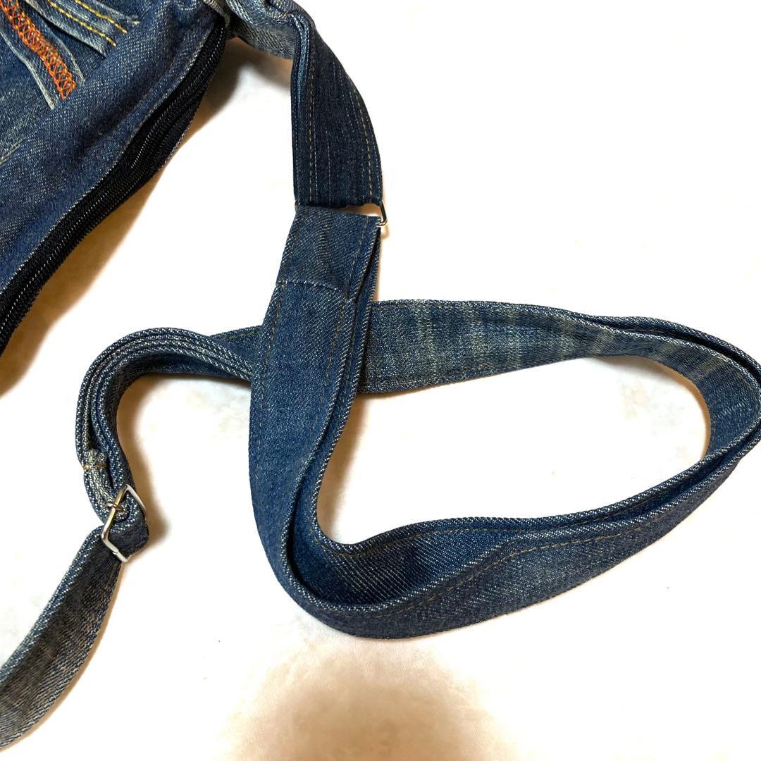 デニム リメイク　ショルダーバッグ　斜めがけ可能ダメージジーンズ　ワンショルダー