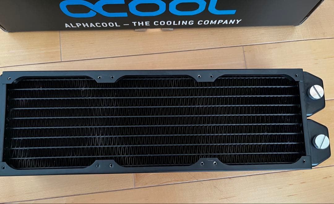 Alphacool NexXxoS Monsta フル銅ラジエーター 360mm