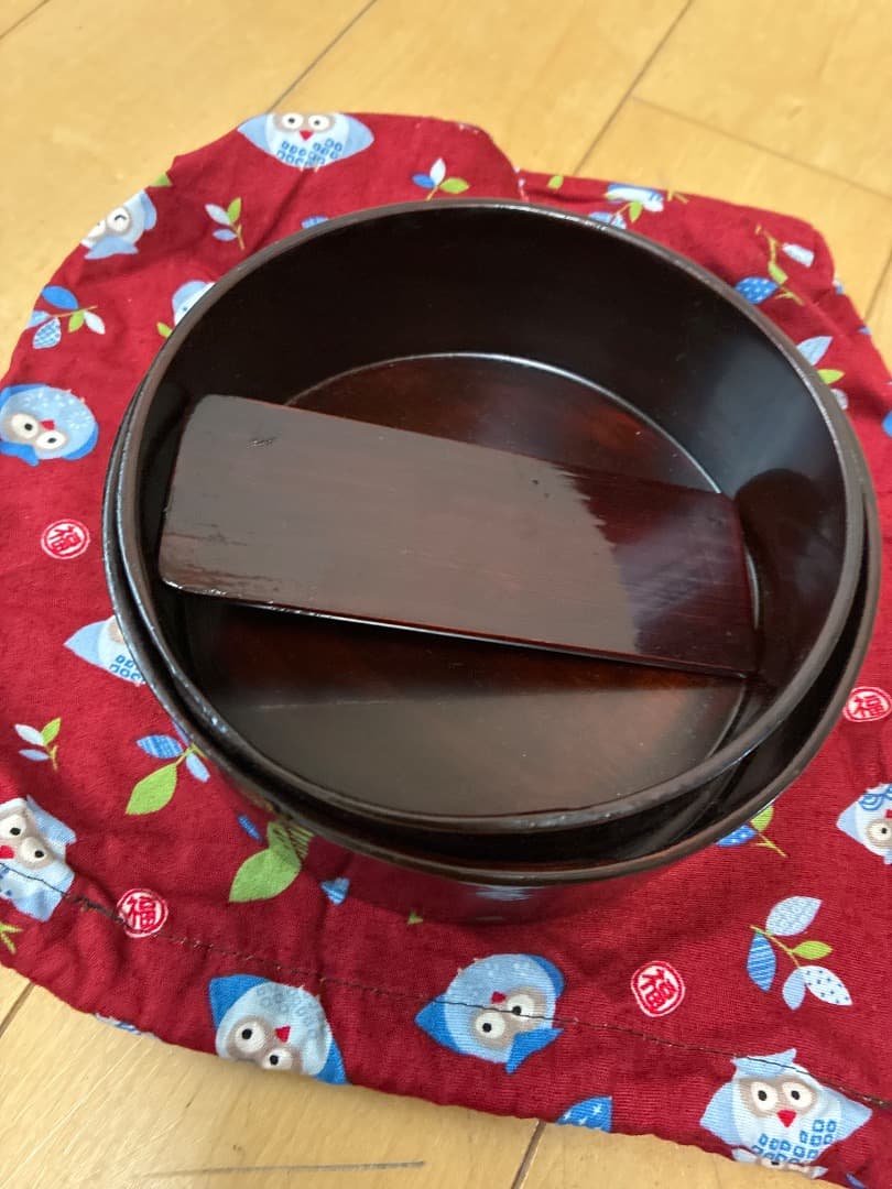 曲げわっぱ　井川メンパ　新品　セット売り　木製セット（赤い巾着付き）
