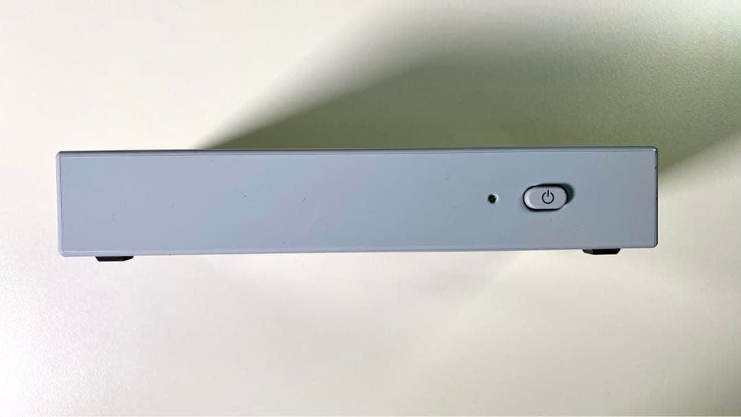 プラスマイナスゼロ ±0 ポータブル 液晶テレビ 8インチ 深澤直人 デザイン