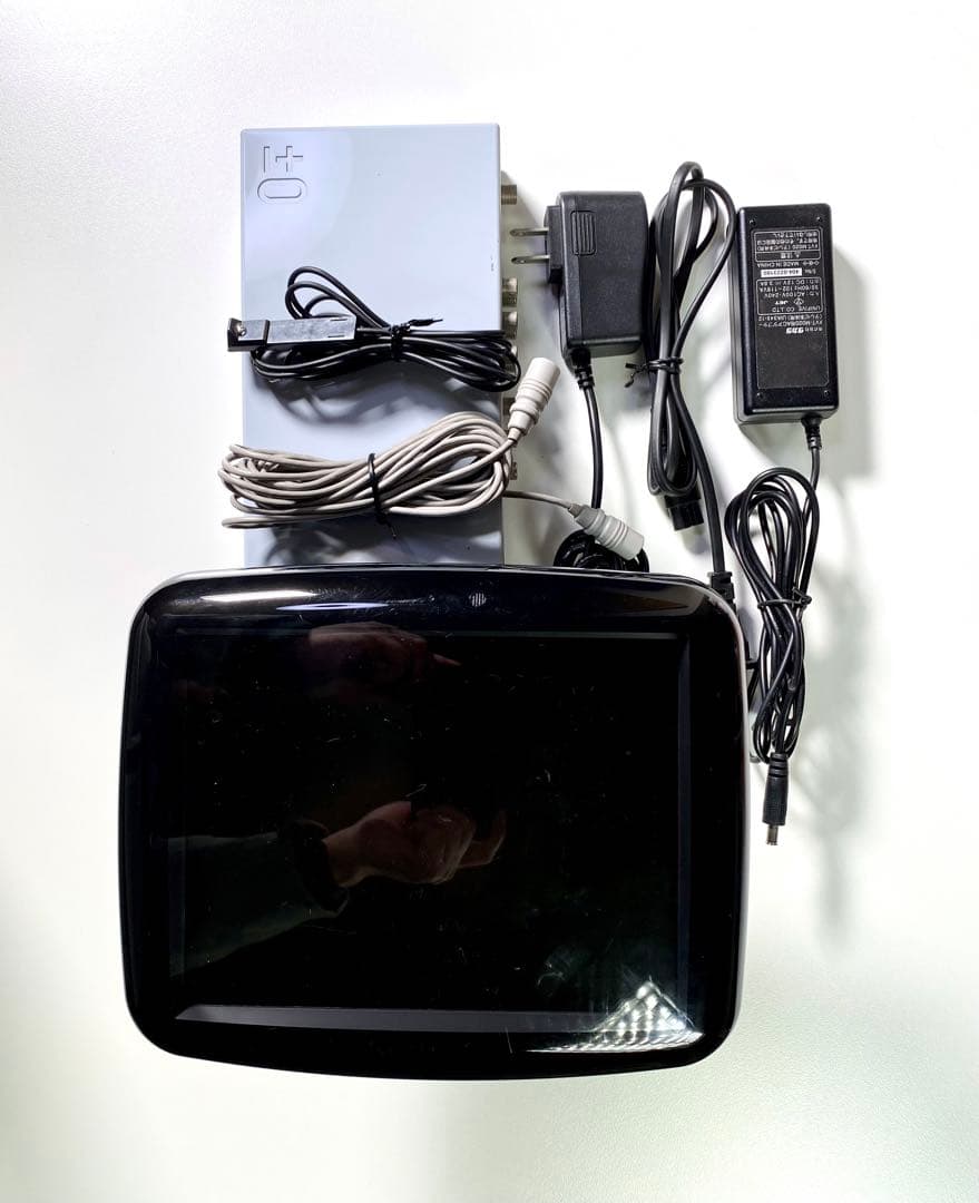 プラスマイナスゼロ ±0 ポータブル 液晶テレビ 8インチ 深澤直人 デザイン