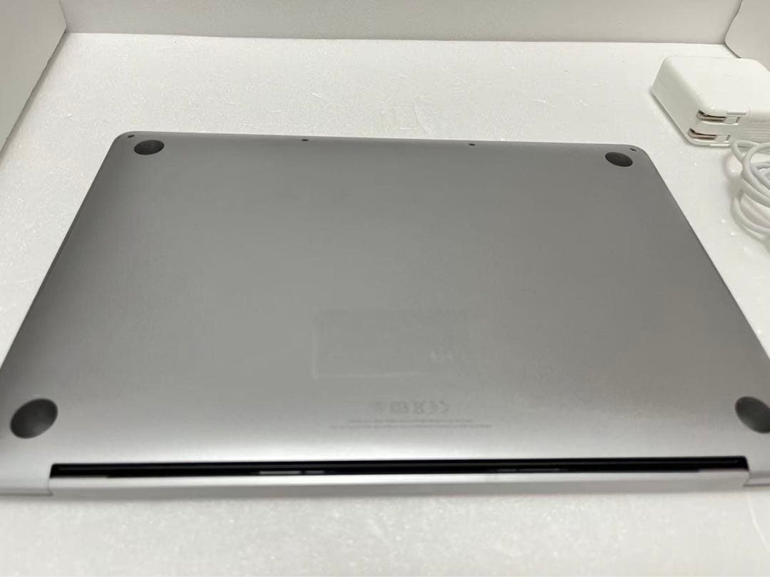 美品MacBook Pro M2 13インチ 2022 500GB/24GB
