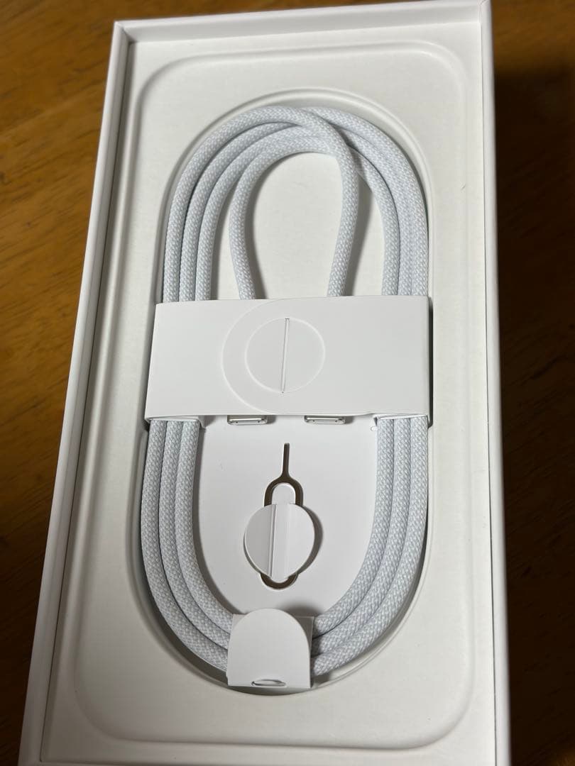 Apple iPhone 16 ブラック 128gb 本体