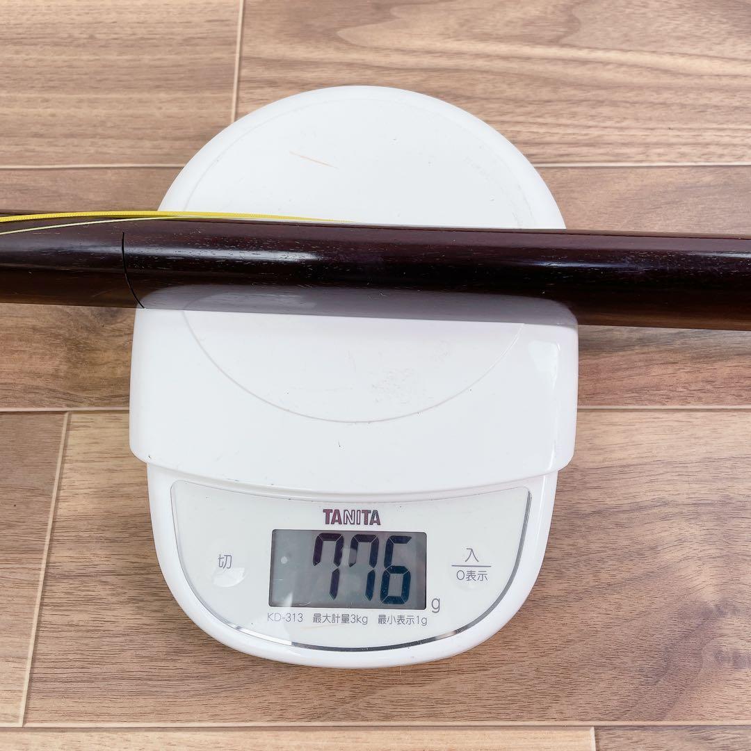 三味線 金ほぞ ２枚溝 細棹 紅木 犬皮綾杉彫　鳩胸