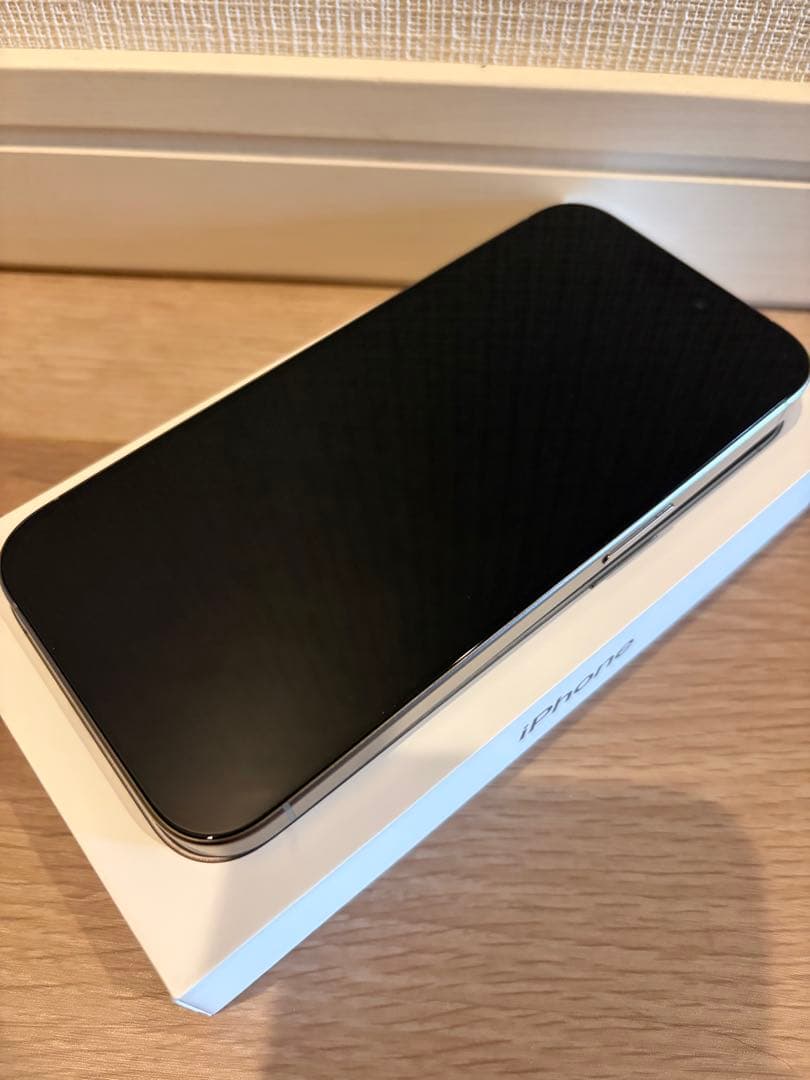 iPhone 15 Pro 128GB ナチュラルチタニウム SIMフリー