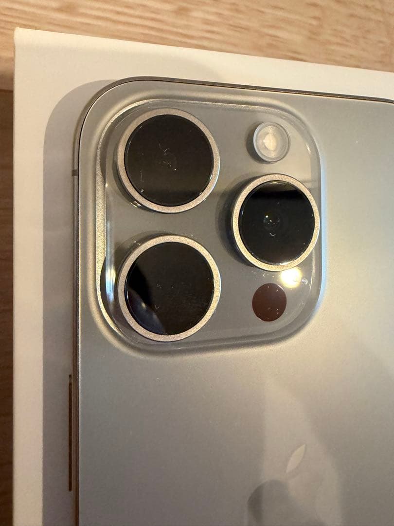 iPhone 15 Pro 128GB ナチュラルチタニウム SIMフリー