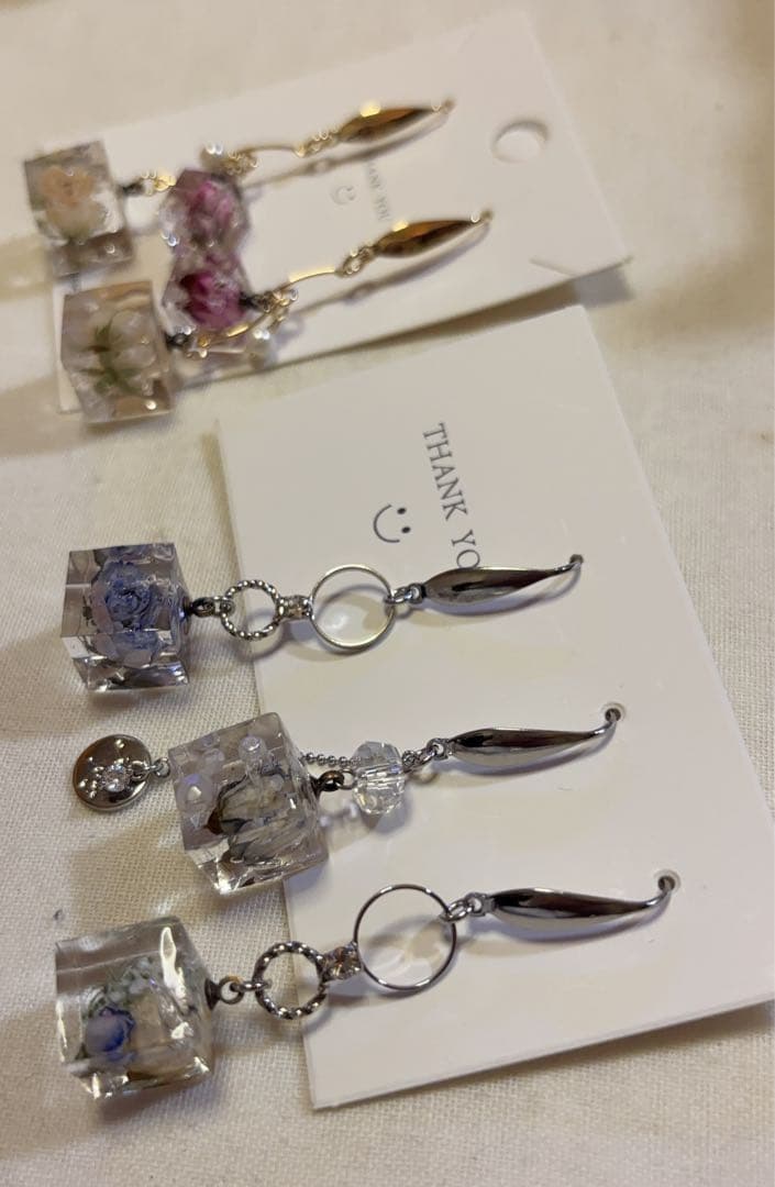 【専用】極小薔薇キューブピアスおまとめ