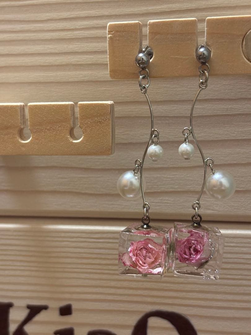 【専用】極小薔薇キューブピアスおまとめ