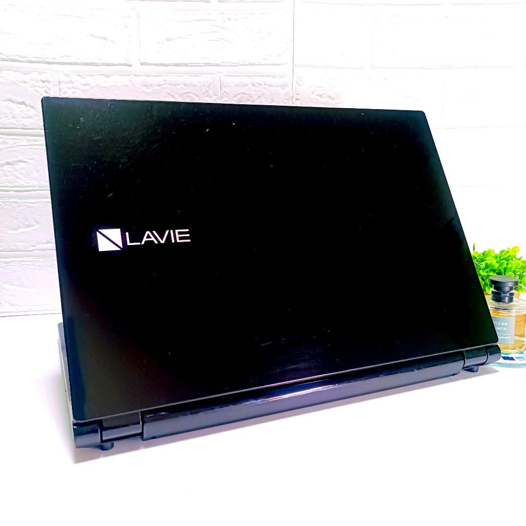 【お買い得】超大容量1TB✨カメラ付き黒ノートパソコン✨ブルーレイ✨データ整理に