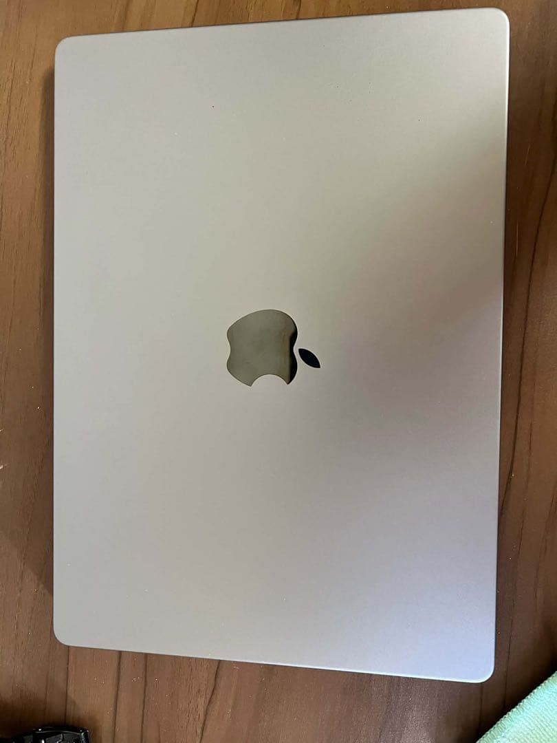 MacBook Pro 14インチ シルバー