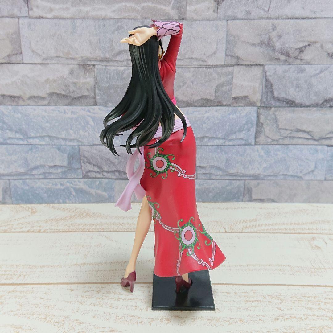 ワンピース GLITTER 美少女フィギュア　ナミ　ロビン　しらほし　ハンコック