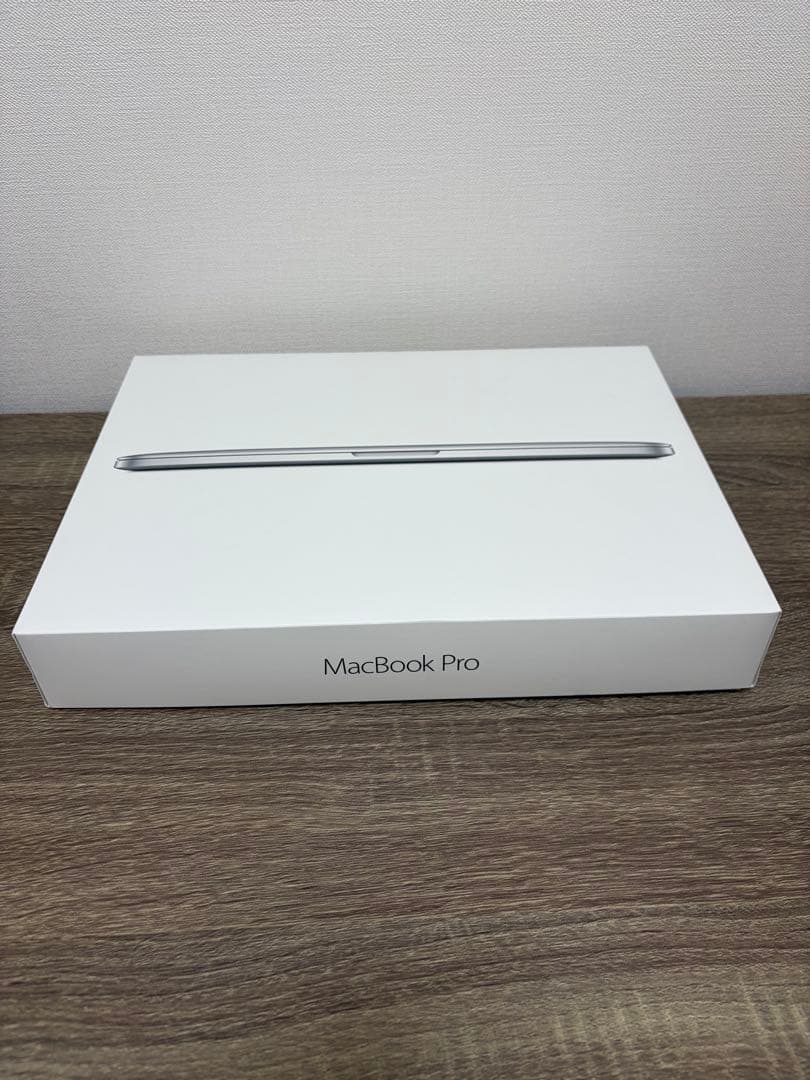 Apple MacBook Pro 本体 ※充電器注意書きあり