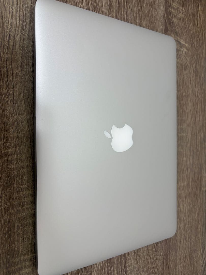 Apple MacBook Pro 本体 ※充電器注意書きあり