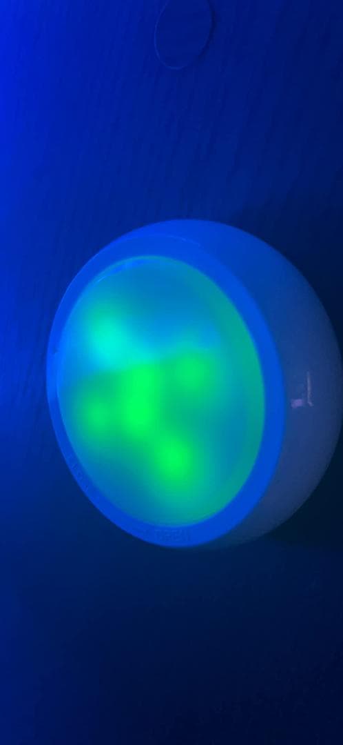 ワイヤレス小型LEDライト 6個セット適用多様 RGB16色3モード