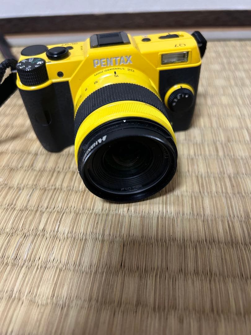 PENTAX Q7 イエロー