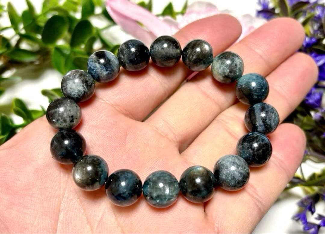 究極品質　超希少幻の逸品　海の精霊の宝物　幻のゴールドブラックスターアクアマリン